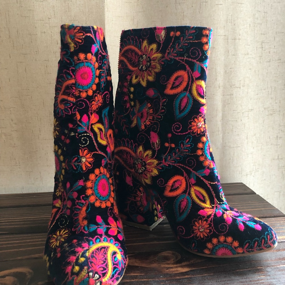 Naughty Monkey Booties- Power Navy size 6.5